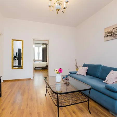 Shortstaypoland Sandomierska B157